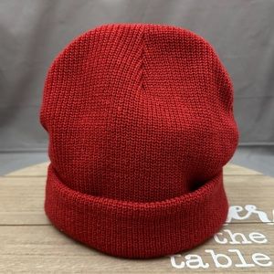 Hot Topic Knit Cuff Beanie Men’s Women’s Winter Hat Red OSFA